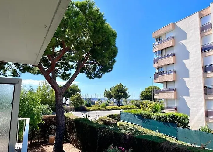 Parking + Piscine, Tout Confort, Proche Aeroport & Mer